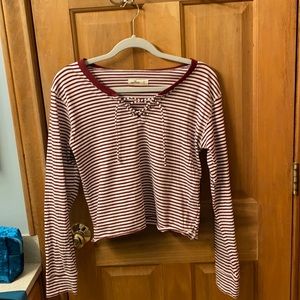 cropped long sleeve top